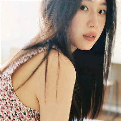 卡戴珊家族第四季海报